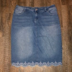 Denim skirt